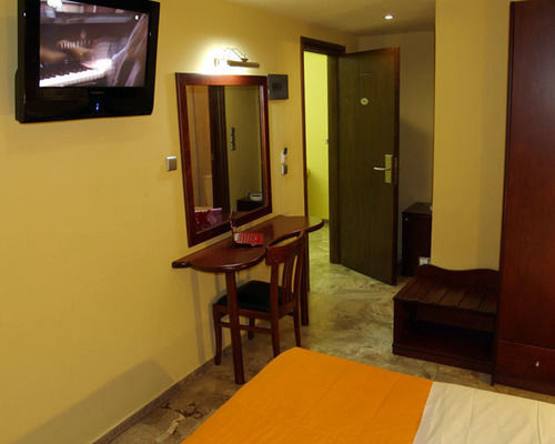 Hotel Filoxenia Ханя Екстериор снимка